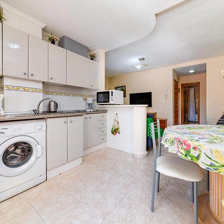 Apartment Studio Relax Torrevieja Eksteriør billede