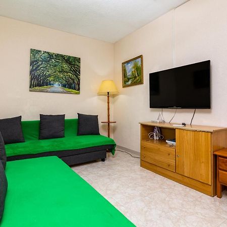 Apartment Studio Relax Torrevieja Eksteriør billede